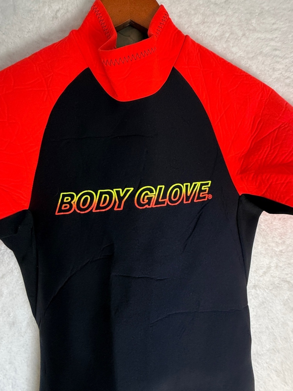 Body Glove Mens Medium Shorty Wetsuit Neon Orange Black Surf Swim Dive - Picture 6 of 9